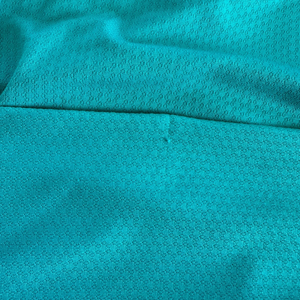 Lululemon Women's No Limit Tank Blue Size 8 - Picture 11 of 11